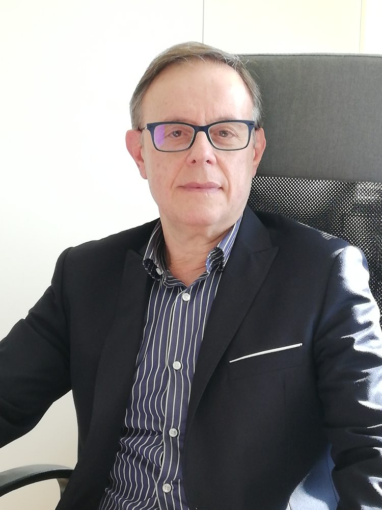 意法半導體新材料和電源解決方案部創(chuàng  )新和關(guān)鍵項目戰略營(yíng)銷(xiāo)總監Filippo Di Giovanni.jpg